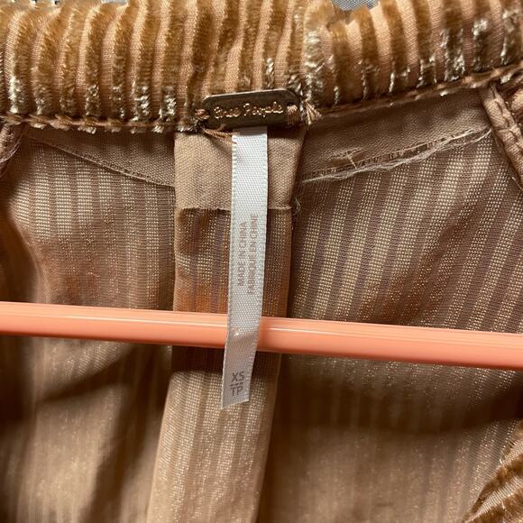 Free People Aspen Nights Velvet Button Up Top Size XS - Picture 5 of 7